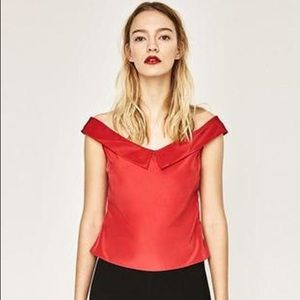 🎉 CLOSET CLEAROUT! NWOT - Zara Elegant Red Top